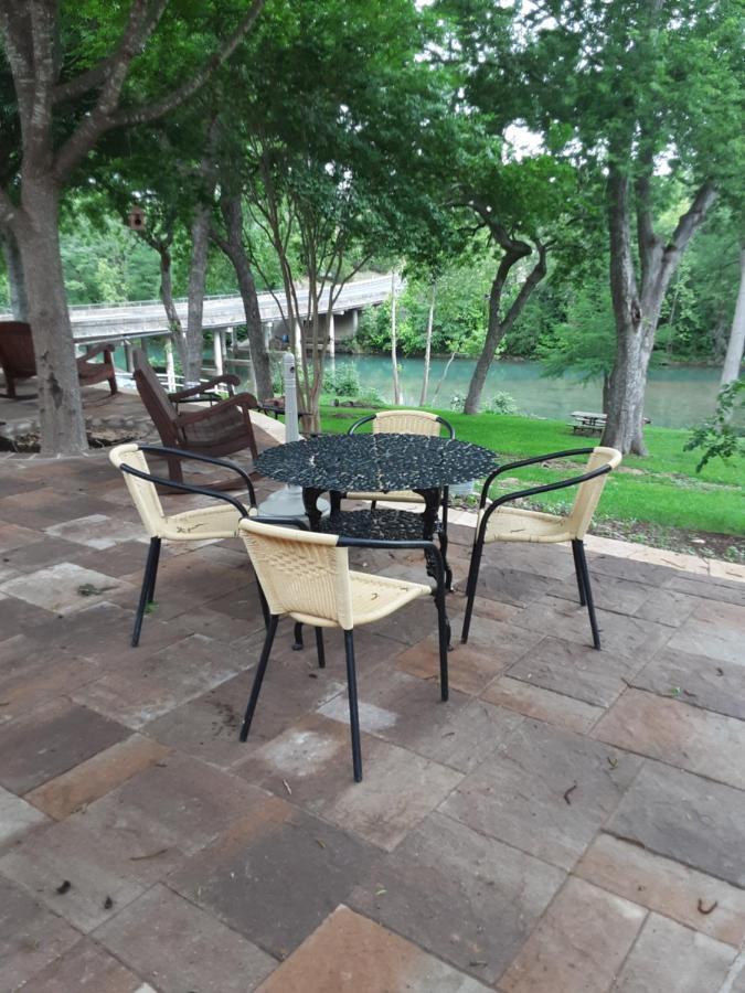 Horseshoe Riverside Lodge Canyon Lake Luaran gambar